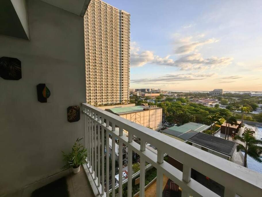 Smdc Breeze Residences By Dominga Manila Exterior foto